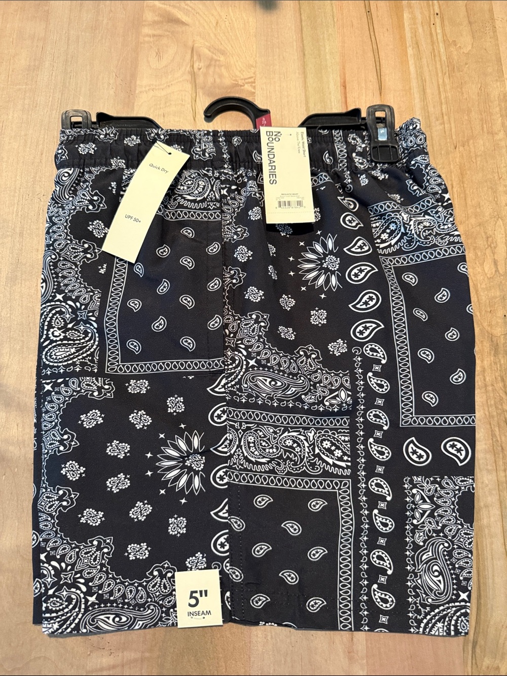No Boundaries Black & White Bandana Print Men's Swim Hybrids